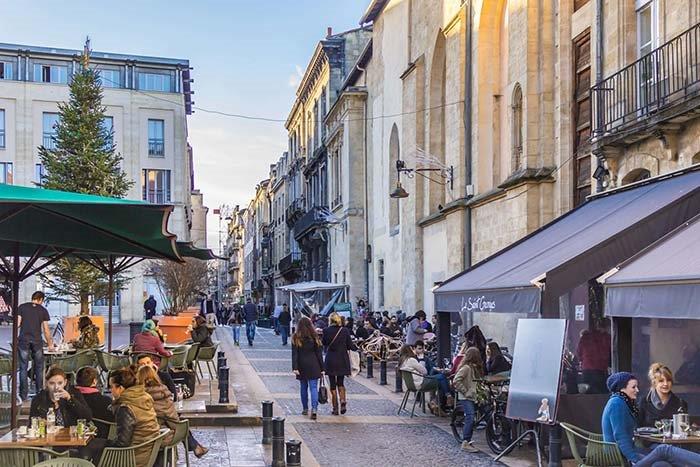 Les terrasses de Bordeaux en taxi