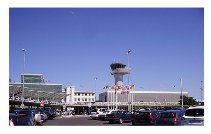  aéroport de Bordeaux station de taxi