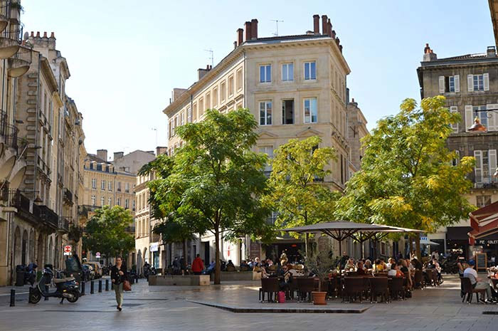 déplacement dans Bordeaux  en taxi 