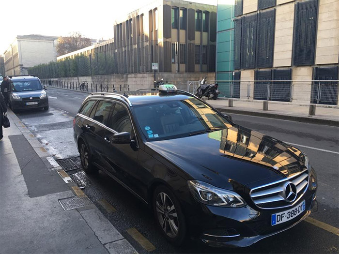 Taxi à Bordeaux avec un site officiel 